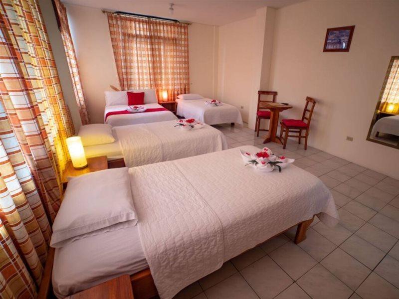Hotel Red Booby プエルトアヨラ エクステリア 写真