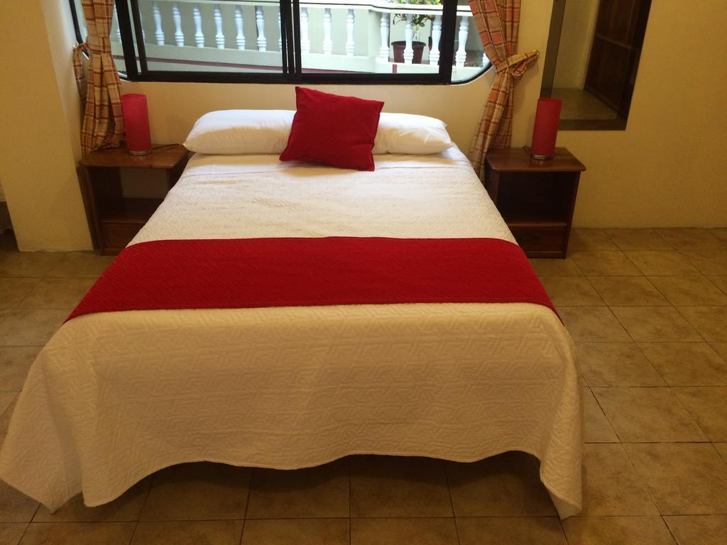Hotel Red Booby プエルトアヨラ エクステリア 写真