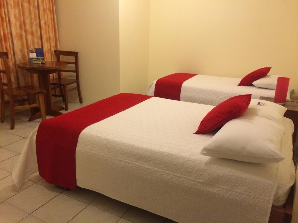 Hotel Red Booby プエルトアヨラ 部屋 写真